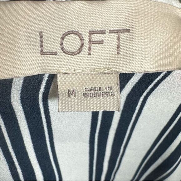 Loft long sleeve black and white multi stripe blouse top size medium - Picture 5 of 6